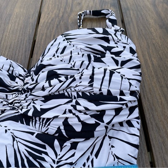 Bleu by Rod Beattie Plus Size Urban Oasis Printed One-Piece Swimsuit  16 W - Picture 11 of 13